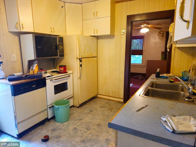 8721 Saint Croix Trail S, Hastings, MN 55033
