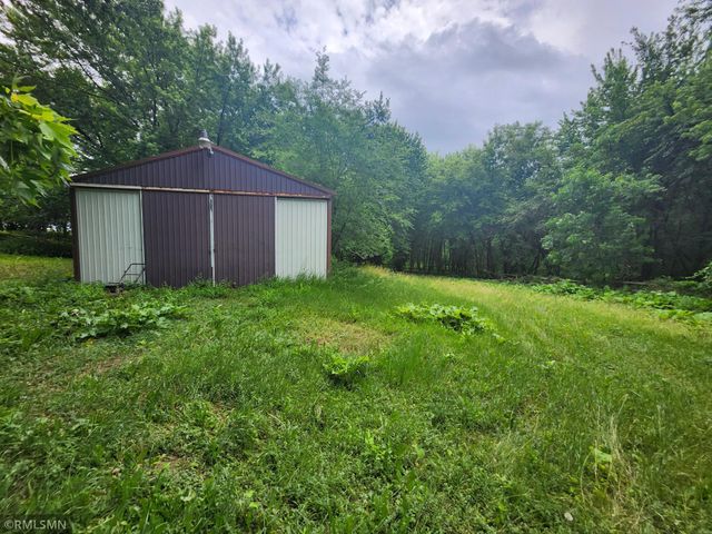 8721 Saint Croix Trail S, Hastings, MN 55033