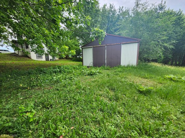 8721 Saint Croix Trail S, Hastings, MN 55033