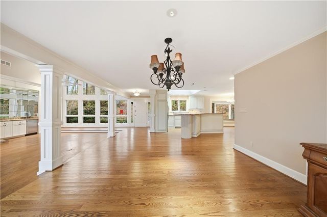 190 Valley Cove, Atlanta, GA 30350