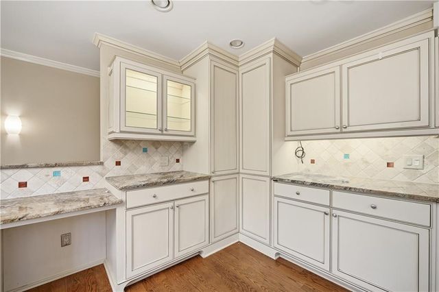 190 Valley Cove, Atlanta, GA 30350