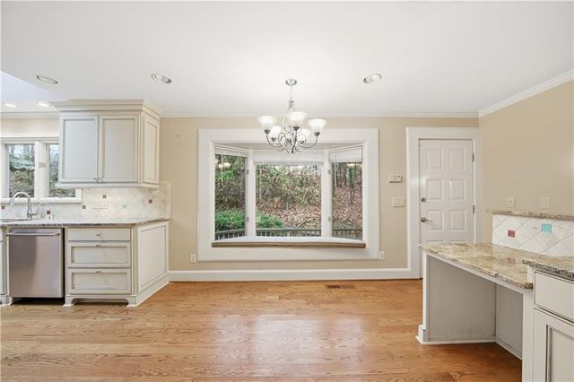 190 Valley Cove, Atlanta, GA 30350