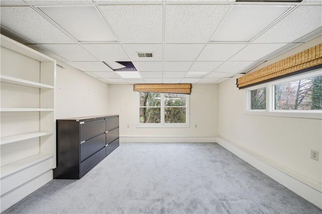 190 Valley Cove, Atlanta, GA 30350