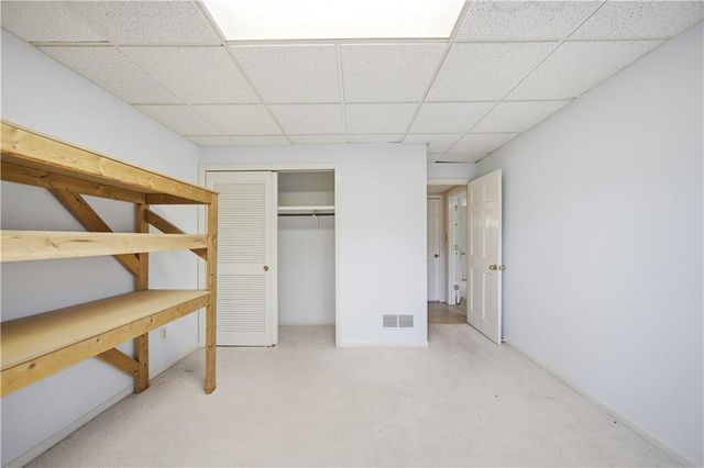 190 Valley Cove, Atlanta, GA 30350