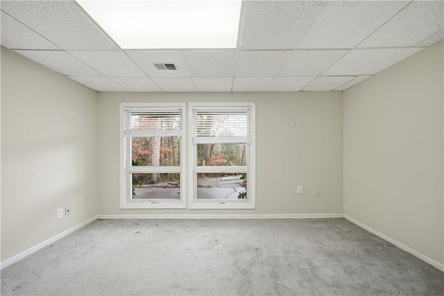 190 Valley Cove, Atlanta, GA 30350