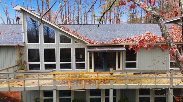 190 Valley Cove, Atlanta, GA 30350