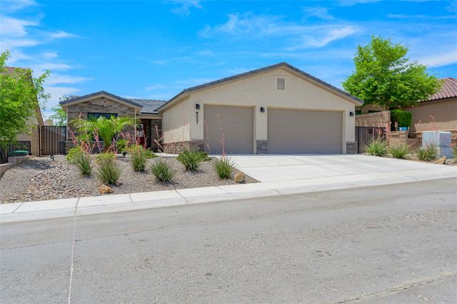 6027 S Columbia Avenue, Fort Mohave, AZ 86426