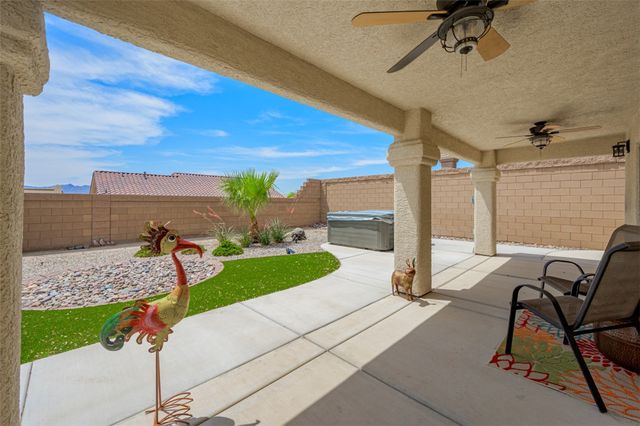 6027 S Columbia Avenue, Fort Mohave, AZ 86426