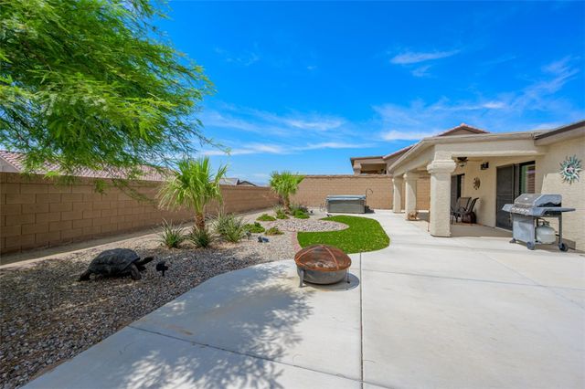 6027 S Columbia Avenue, Fort Mohave, AZ 86426