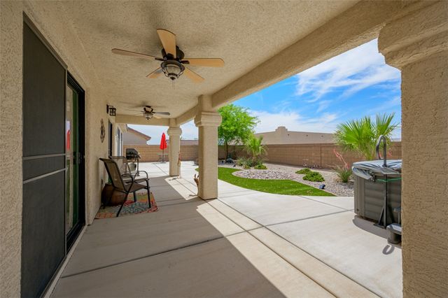 6027 S Columbia Avenue, Fort Mohave, AZ 86426