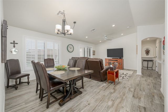 6027 S Columbia Avenue, Fort Mohave, AZ 86426