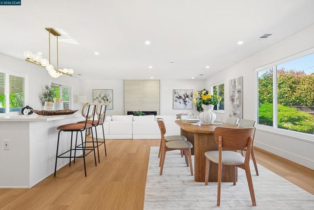 19147 Christensen Ct, Castro Valley, CA 94546