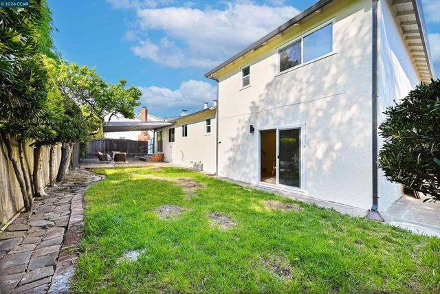 19147 Christensen Ct, Castro Valley, CA 94546