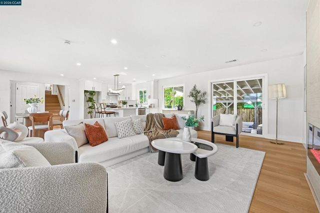 19147 Christensen Ct, Castro Valley, CA 94546