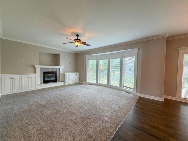 9307 NE 97th Terrace, Kansas City, MO 64157