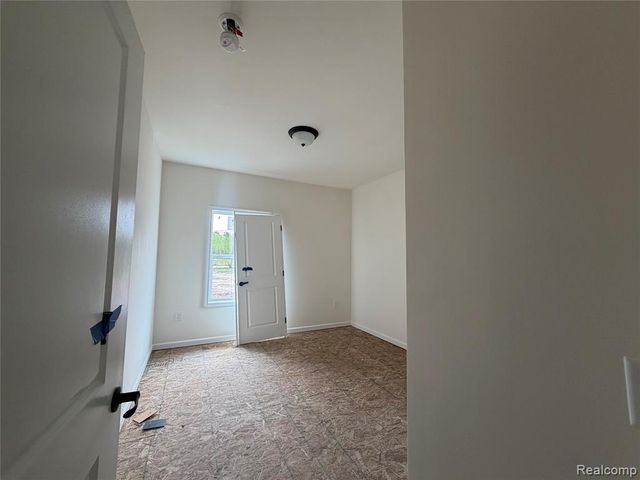 31450 Beverly Road, Romulus, MI 48174