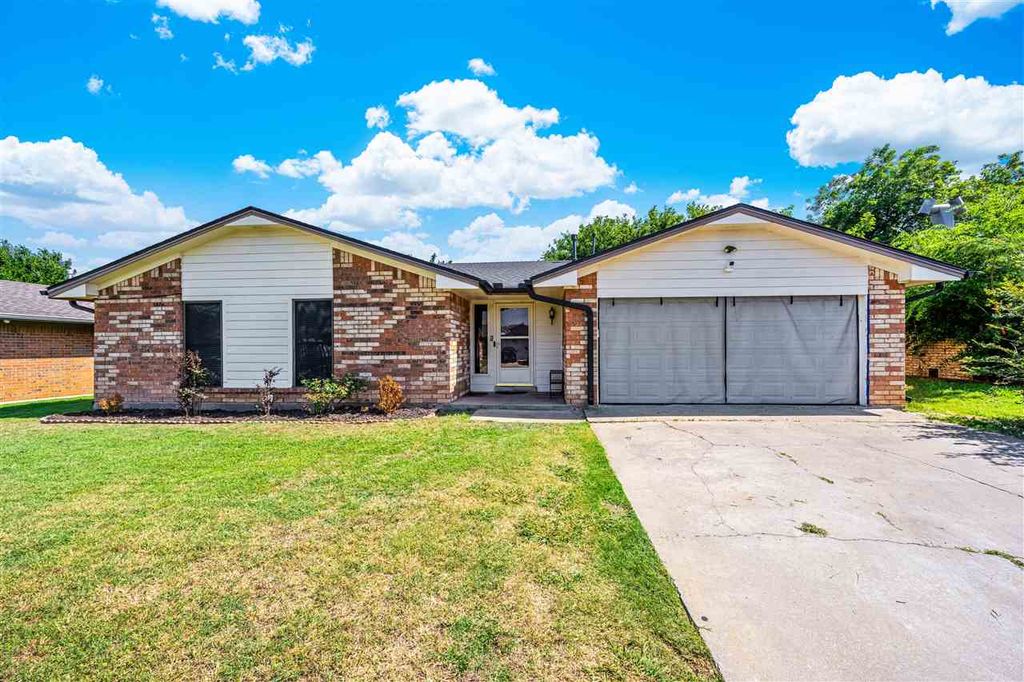 7814 NW MORROCCO, Lawton, OK 73505