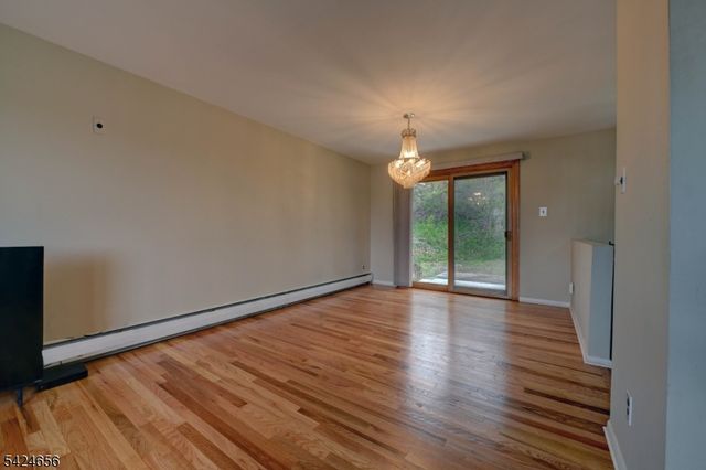 1006 Black Oak Ridge Rd, Wayne Twp., NJ 07470