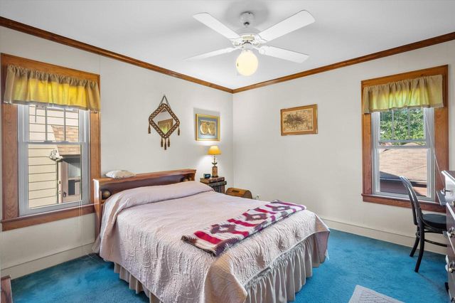 2546 S Howell AVENUE, Milwaukee, WI 53207