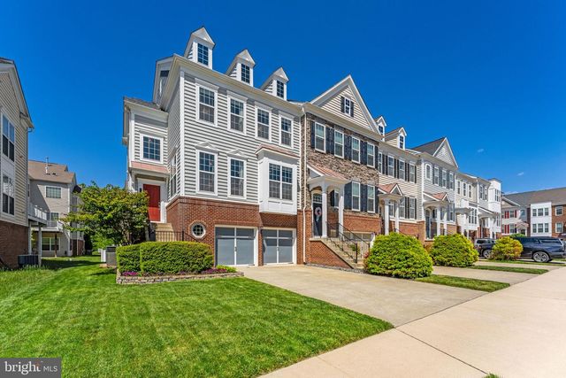43570 HERITAGE GAP TER, Chantilly, VA 20152