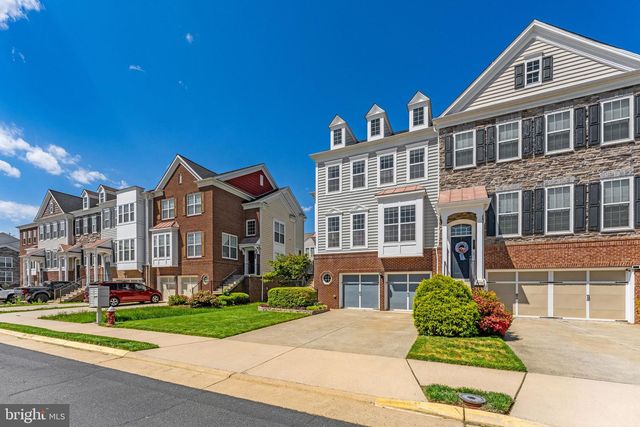 43570 HERITAGE GAP TER, Chantilly, VA 20152