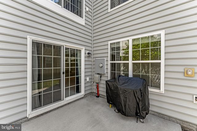 43570 HERITAGE GAP TER, Chantilly, VA 20152