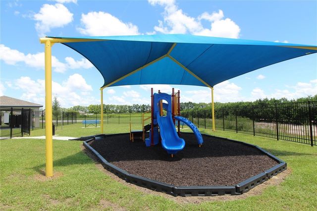 263 HAYLEY STREET, Winter Haven, FL 33884