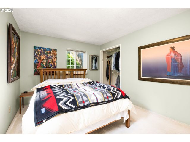 1725 SOUTHSHORE Blvd, Lake Oswego, OR 97034