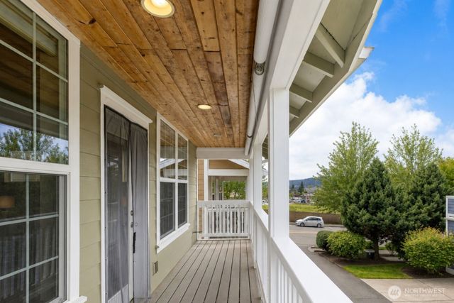 19421 Scoter Lane NE, Poulsbo, WA 98370