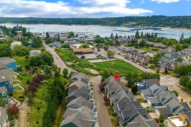 19421 Scoter Lane NE, Poulsbo, WA 98370
