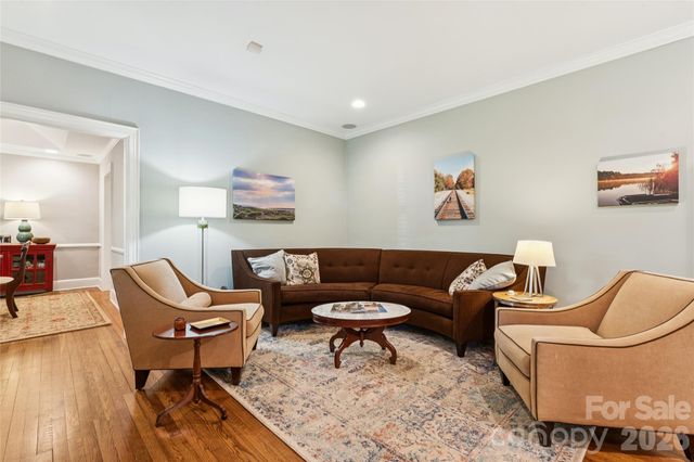 2623 Roswell Avenue, Charlotte, NC 28209