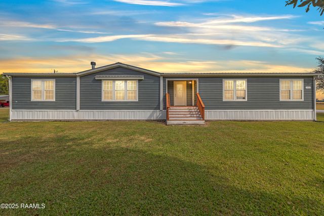 2743a Doyle Melancon Road, Breaux Bridge, LA 70517