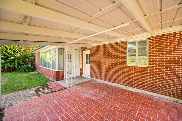 1907 SIMMONS Street, Alexandria, LA 71301