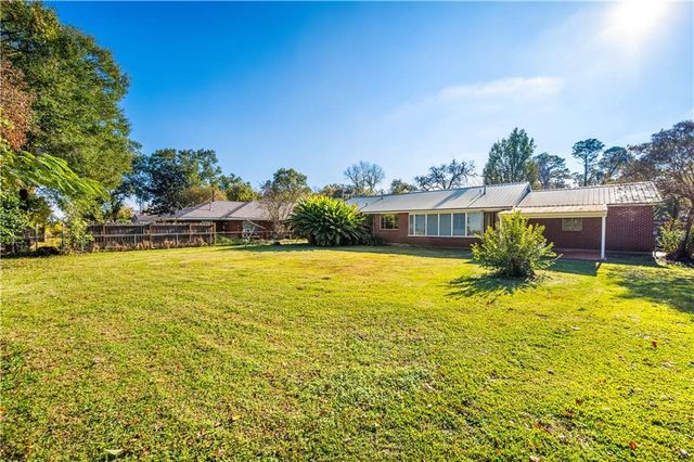 1907 SIMMONS Street, Alexandria, LA 71301