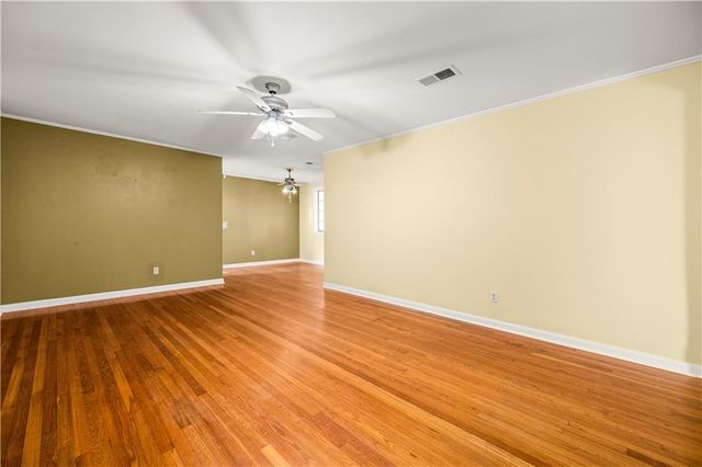 1907 SIMMONS Street, Alexandria, LA 71301