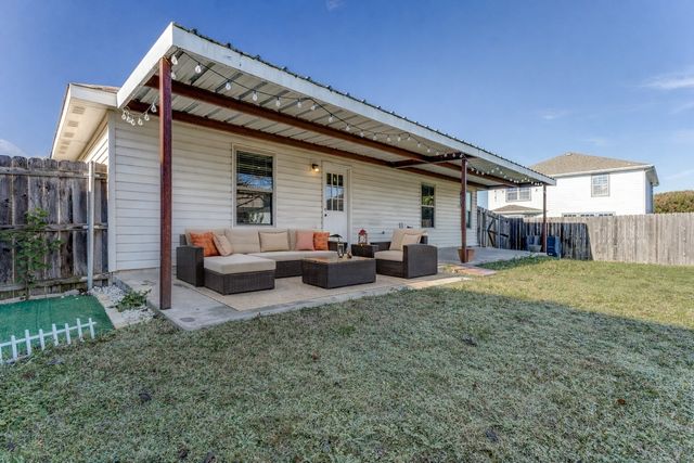 1112 Day Dream Drive, Fort Worth, TX 76052