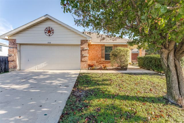 1112 Day Dream Drive, Fort Worth, TX 76052
