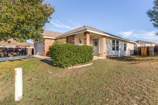 1112 Day Dream Drive, Fort Worth, TX 76052