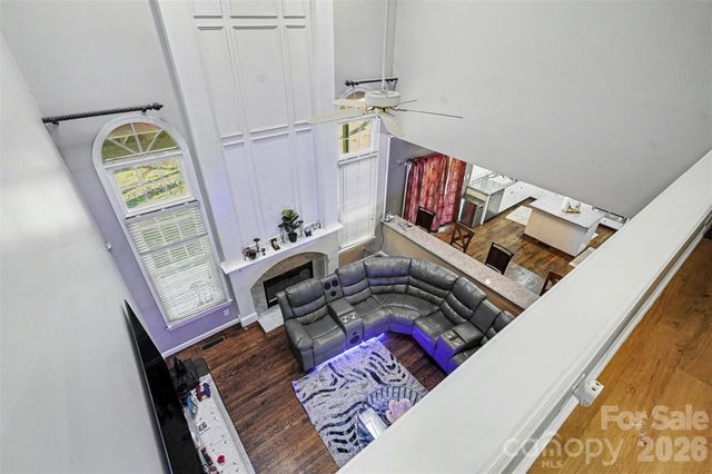 4615 Crownvista Drive, Charlotte, NC 28269