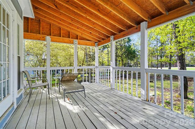 4615 Crownvista Drive, Charlotte, NC 28269