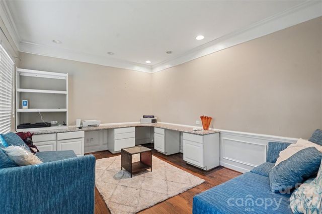 4615 Crownvista Drive, Charlotte, NC 28269