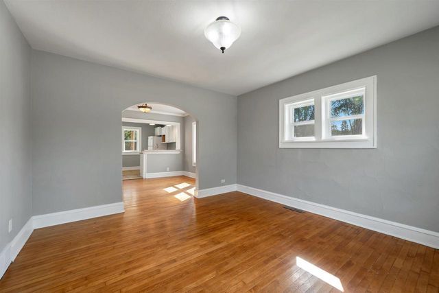 733 W GRANT STREET, Appleton, WI 54914