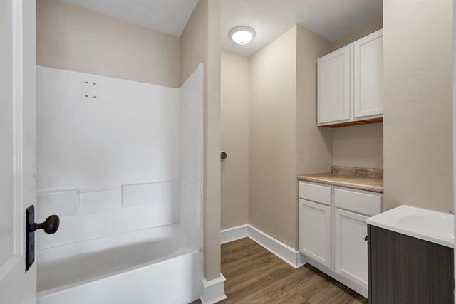 733 W GRANT STREET, Appleton, WI 54914