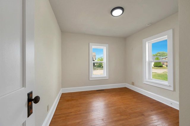 733 W GRANT STREET, Appleton, WI 54914