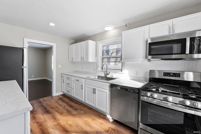 411 W Paulding Road, Fort Wayne, IN 46807