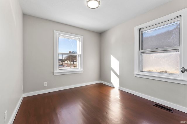 411 W Paulding Road, Fort Wayne, IN 46807