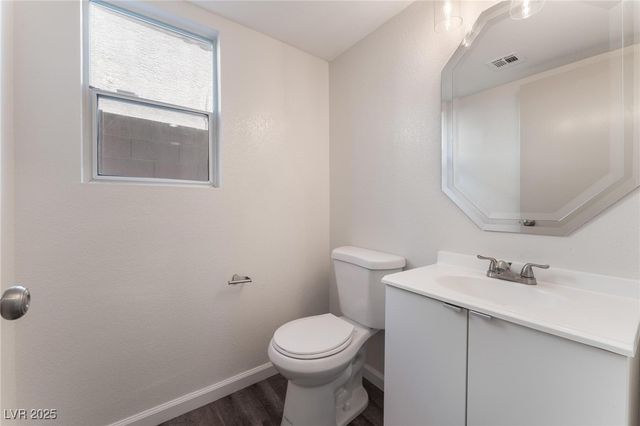 10436 Beachwalk Place, Las Vegas, NV 89144