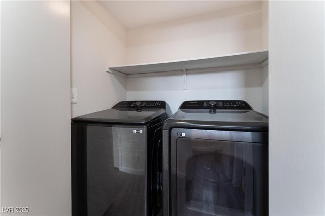 10436 Beachwalk Place, Las Vegas, NV 89144