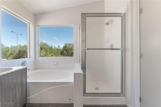 10436 Beachwalk Place, Las Vegas, NV 89144