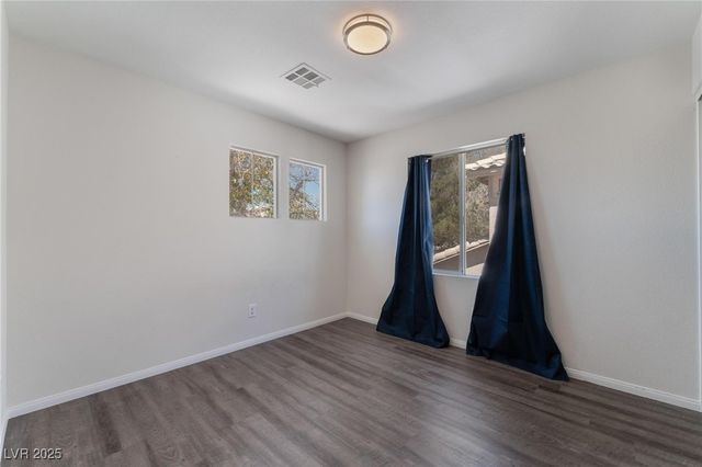 10436 Beachwalk Place, Las Vegas, NV 89144